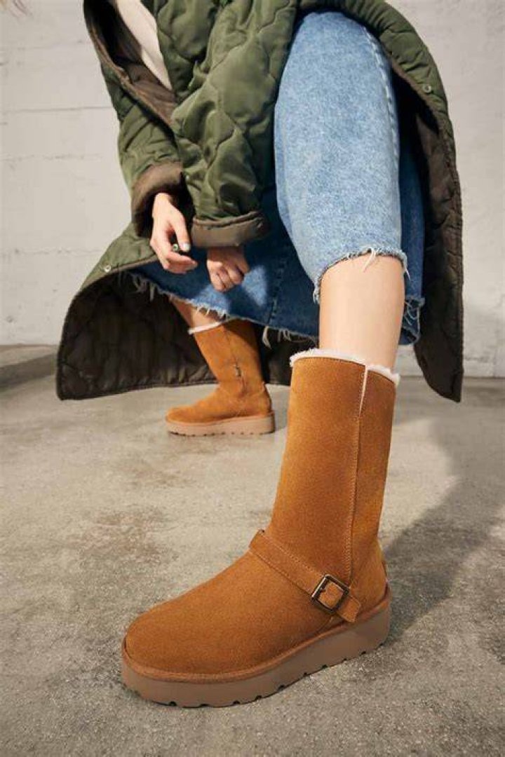 Are all Uggs water resistant