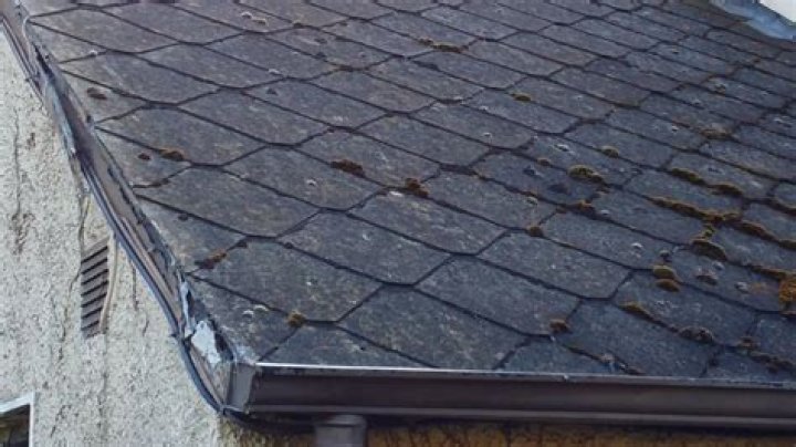 Are asbestos slates dangerous