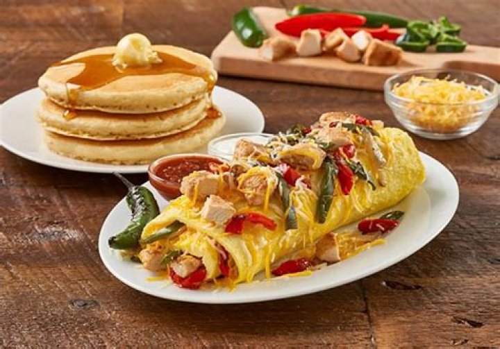 Are IHOP omelette real eggs