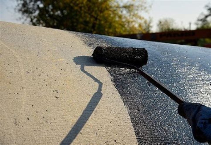 Can bitumen be painted over