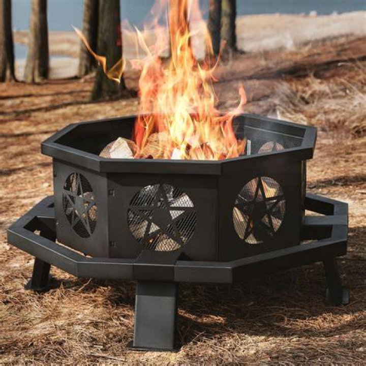 Can fire pits get rained on