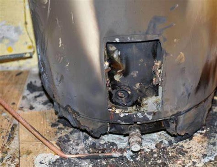 Can water heaters catch fire