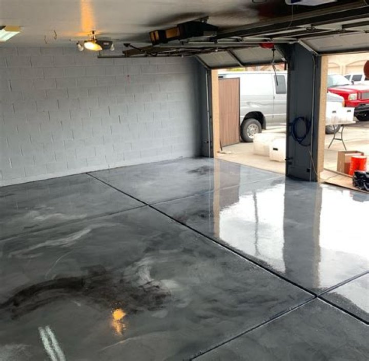 Can you put epoxy on a wall
