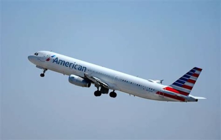 Do airlines track searches