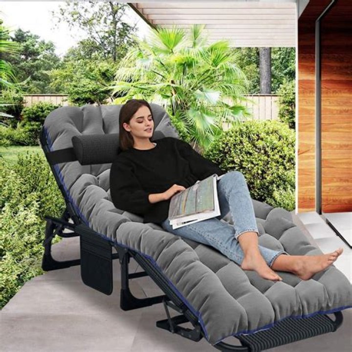 Do gravity loungers lay flat