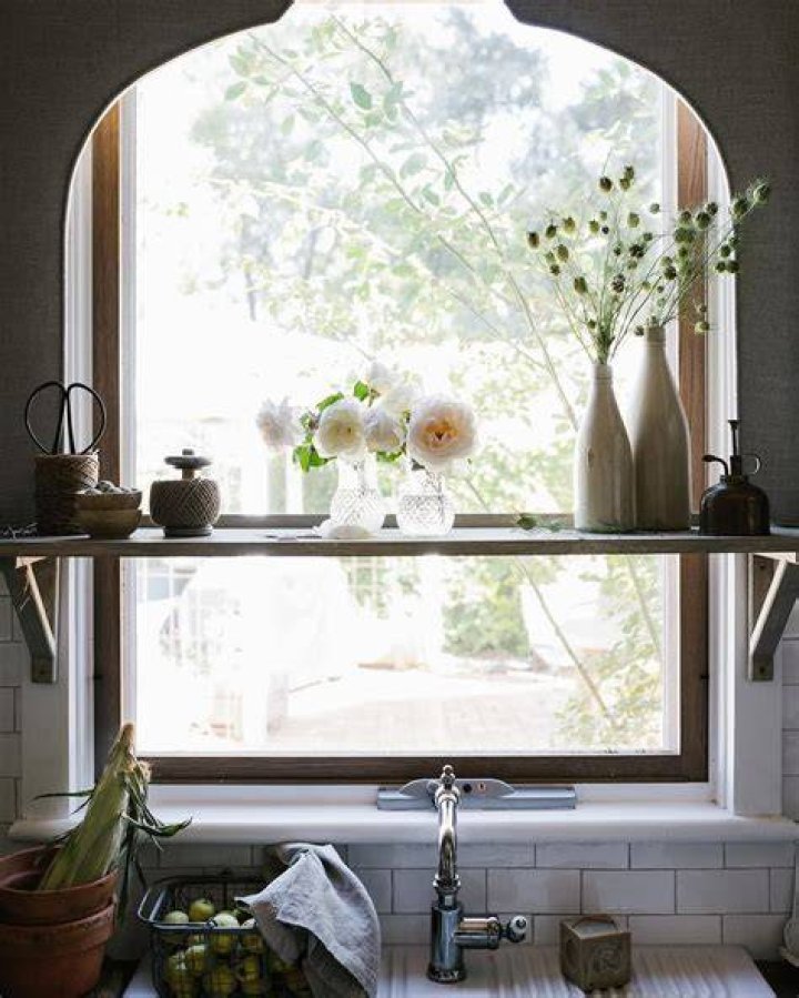 Does a kitchen need a window