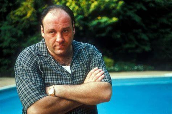 Does AJ Soprano kill himself
