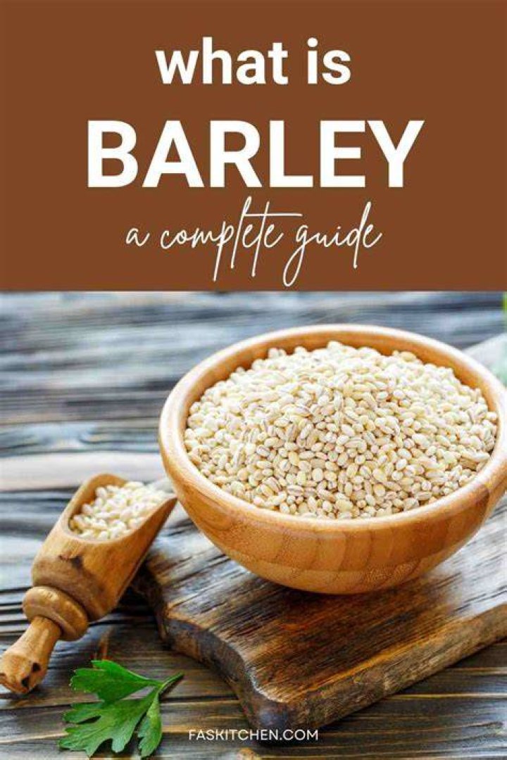 Does barley keep ponds clean
