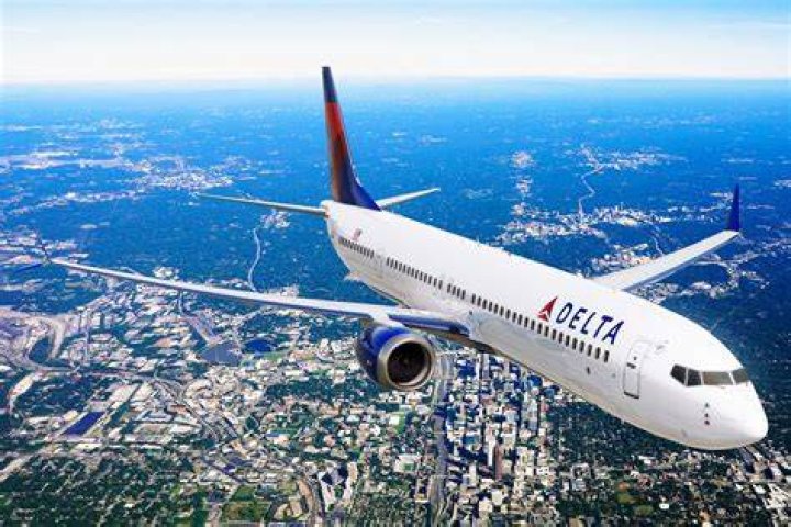 Does Delta fly into Missoula