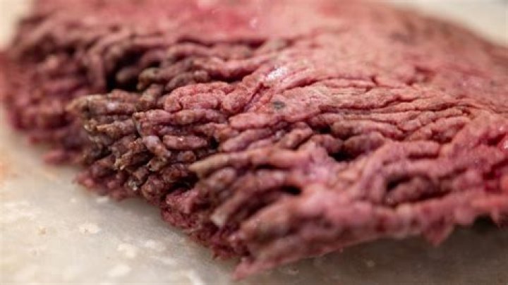 Does dry aged beef smell bad