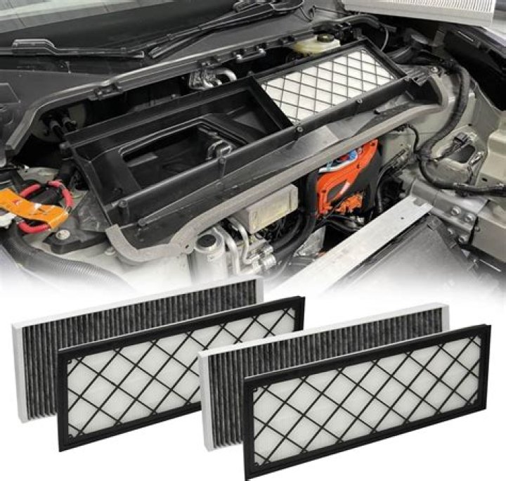 Does Model 3 have air filter