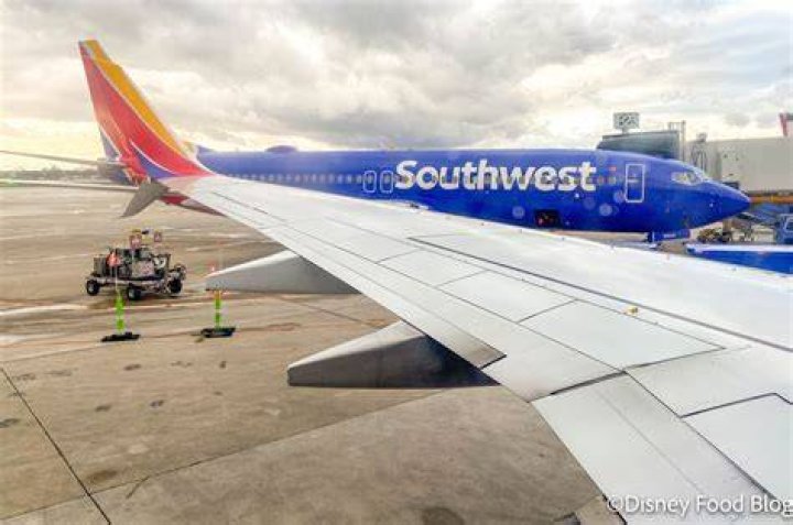 Does Southwest fly into ATL
