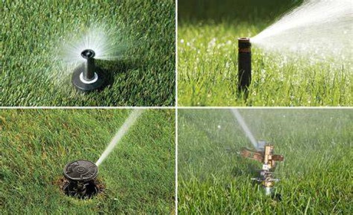 How do impact sprinkler work