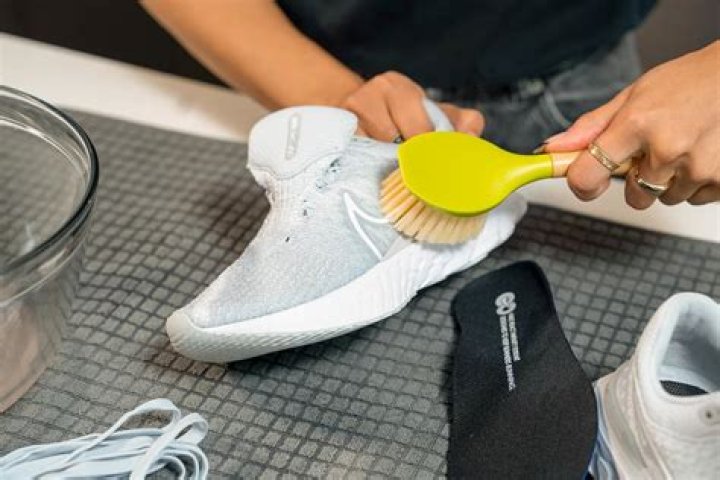 How do you clean a coco mat