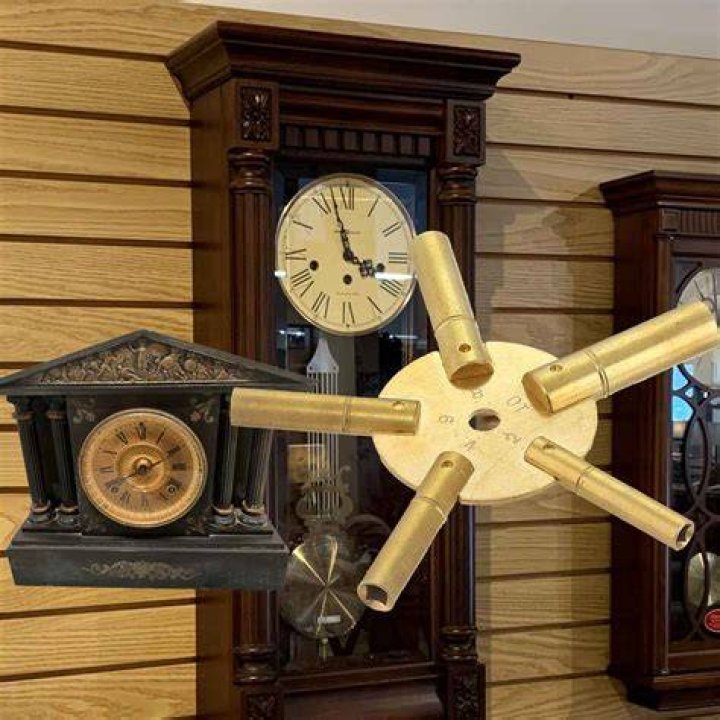 How do you wind a ship clock