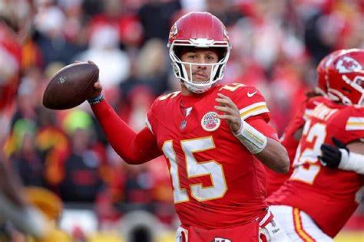 How Far Can Patrick Mahomes throw ball