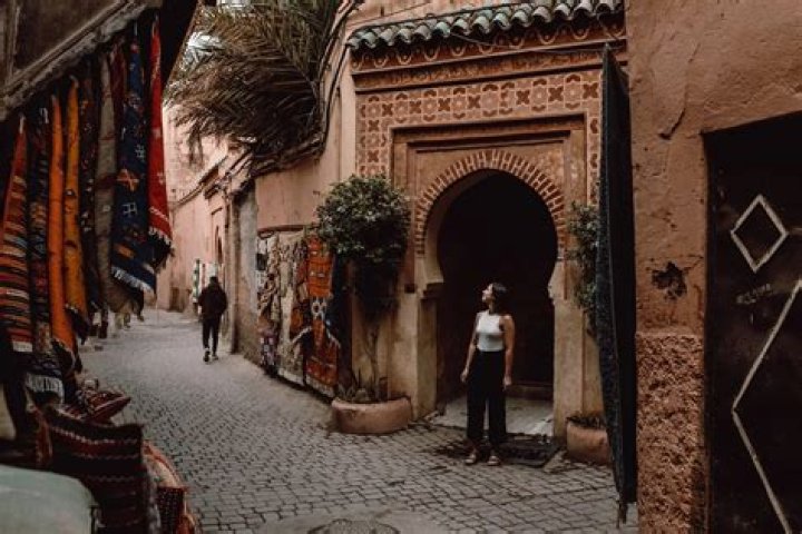 How far is Marrakech from UK