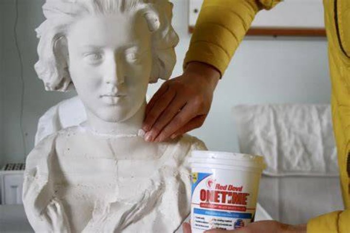How is Venetian plaster made