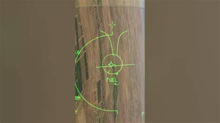 How many Gs can a f16 pull