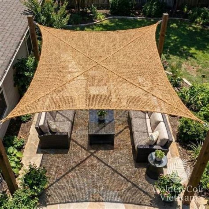How much do shade sails cost