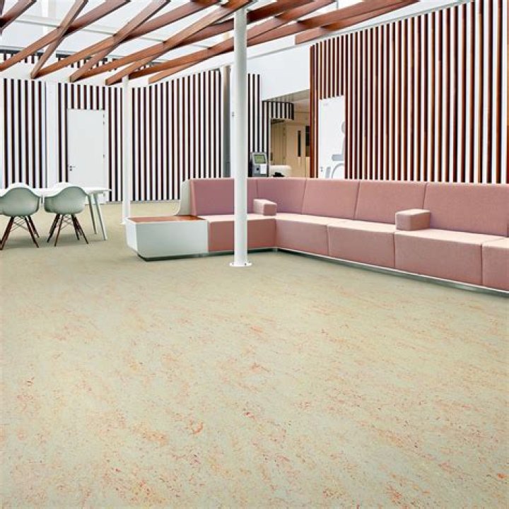 How thick is Marmoleum click
