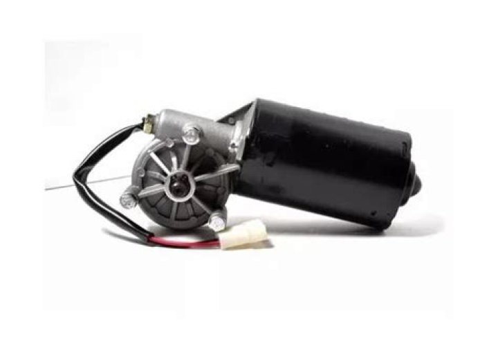 Is a wiper motor reversible