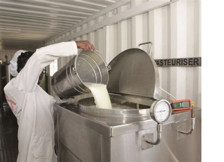 Is akkawi cheese pasteurized