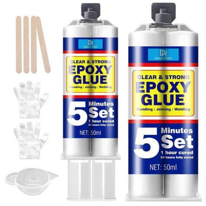 Is epoxy resin same as glue