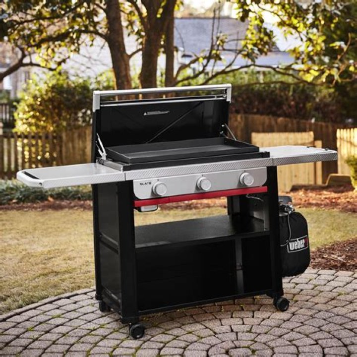 Is rust on BBQ grill harmful