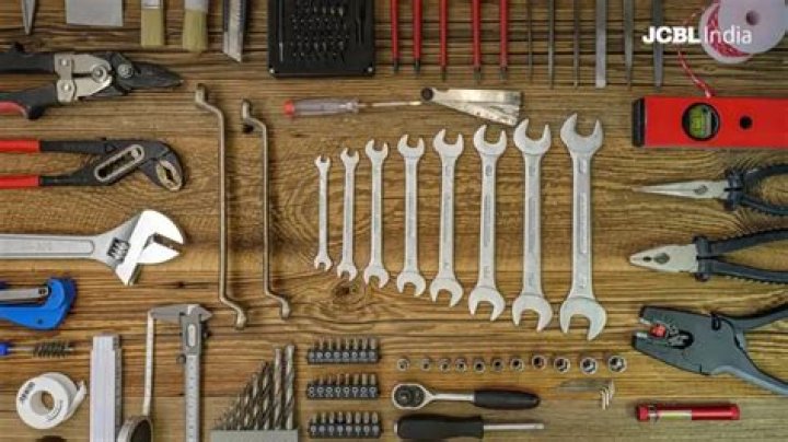 What are workshop hand tools