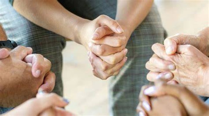 What does a prayer group do