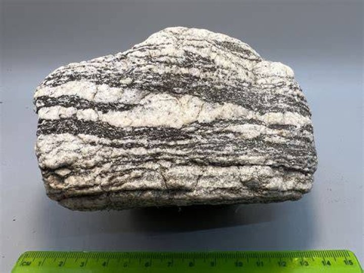 What is gneiss stone