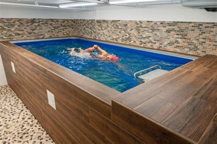 What size is an endless pool