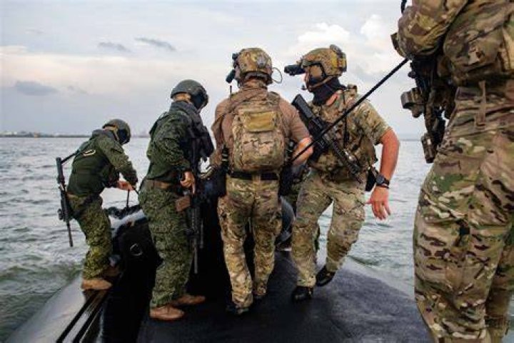 What sling do Navy Seals use