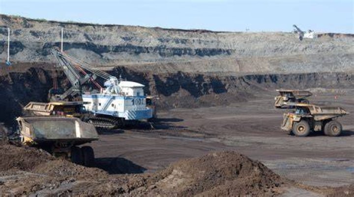 Where can tar sands be found