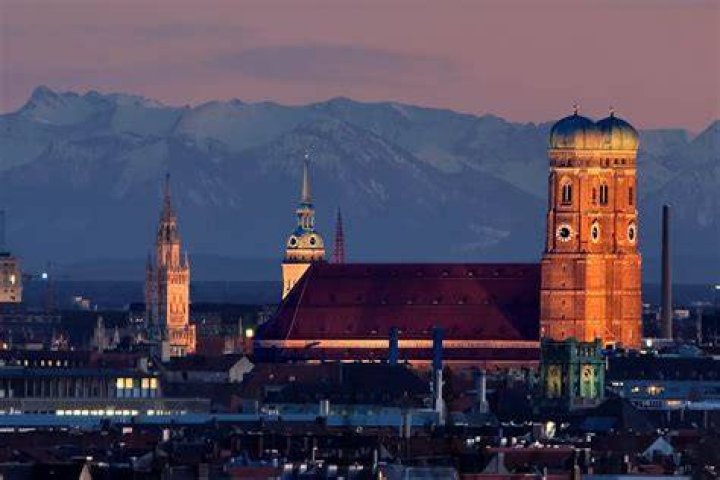 Where do they surf in Munich