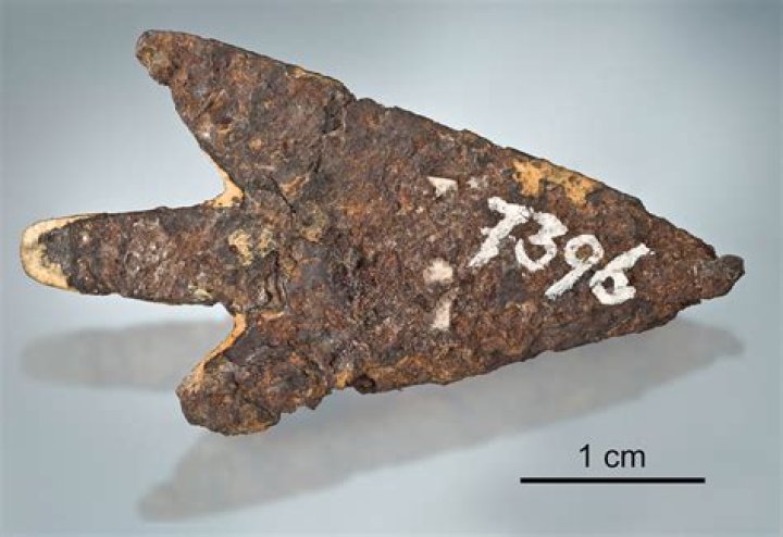 Who made the first arrowhead